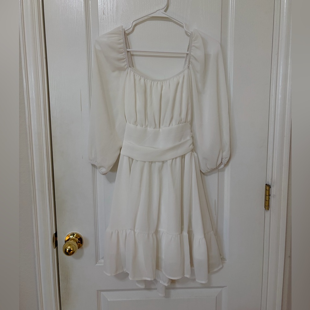 White Chiffon Feeling Light Weight Dress